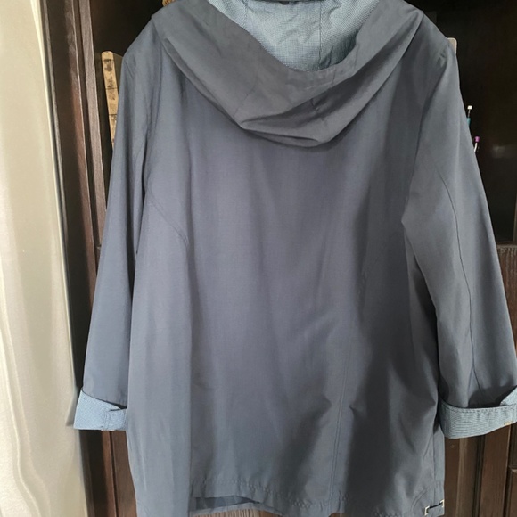 Spring jacket - Picture 2 of 4